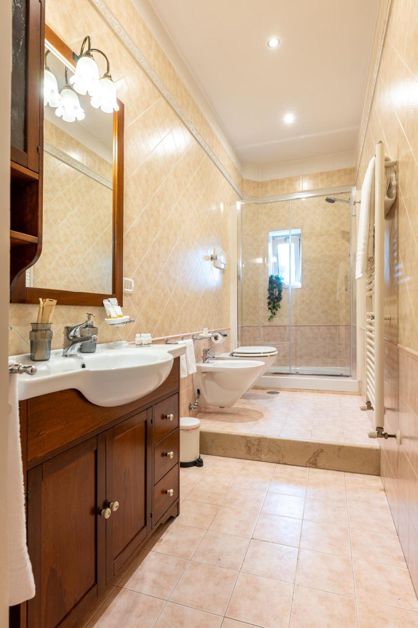 100Mq Maison Paradise - Central & Elegant Apt Bari Exterior foto